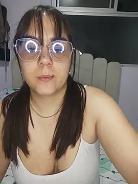 Snapshot of its_lauu_ chatting on 20, 2, 2026 its lauu online show from 20, 2, 2026