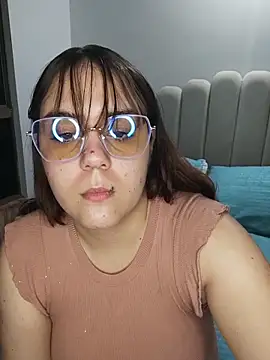 Snapshot of its_lauu_ chatting on 28, 2, 2026 its lauu online show from 28, 2, 2026