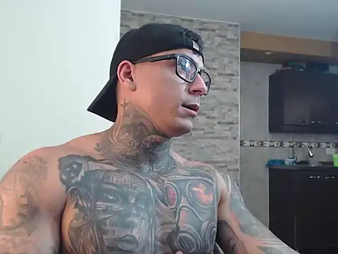 maxstrom111 online show from 7, 2, 2026