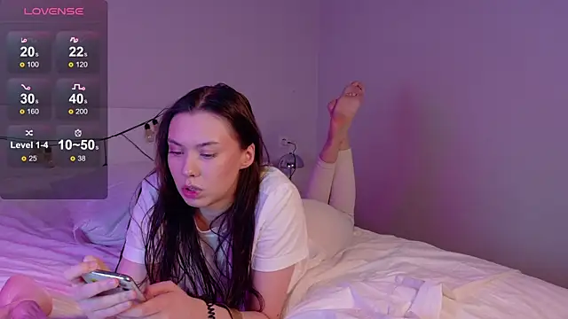 gwenonl1ne online show from 8, 4, 2026