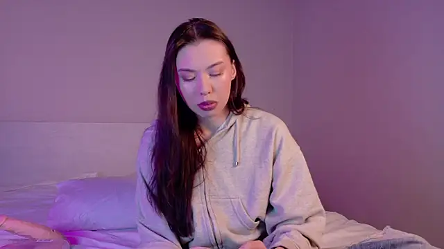 gwenonl1ne online show from 2, 4, 2026