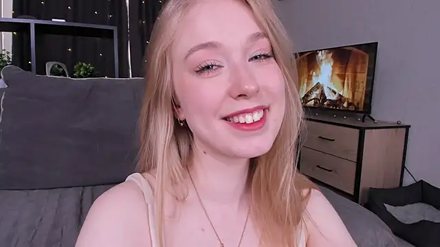 Snapshot of AmyLouWood chatting on 3, 6, 2026 AmyLouWood online show from 3, 6, 2026