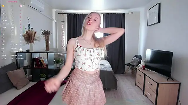 AmyLouWood online show from 23, 3, 2026