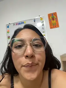 Snapshot of Victoria_Lusty chatting on 3, 3, 2026 Victoria Lusty online show from 3, 3, 2026