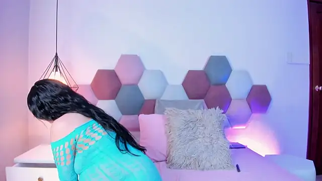 ValeriaBlythe online show from 20, 2, 2026