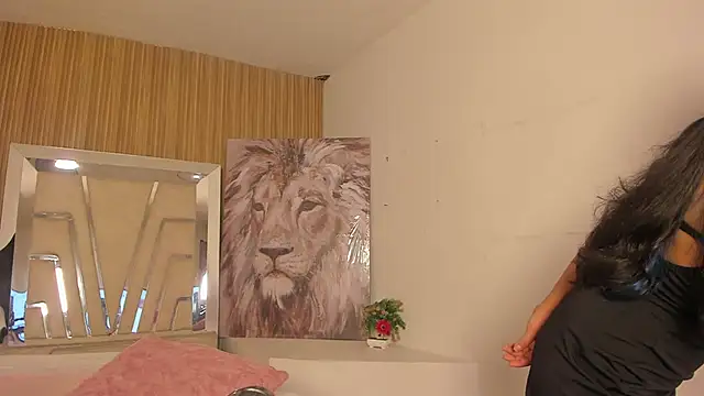 Snapshot of NicoleMonet1 chatting on 23, 2, 2026 NicoleMonet1 online show from 23, 2, 2026