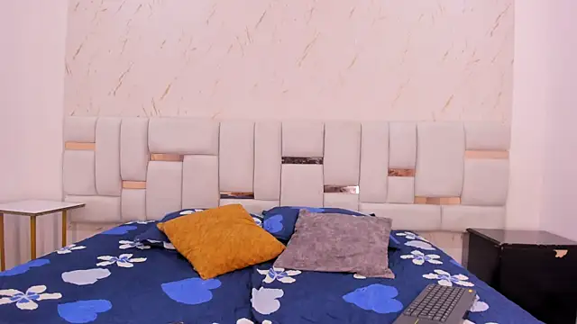 Snapshot of hermione_brown chatting on 25, 2, 2026 hermione brown online show from 25, 2, 2026