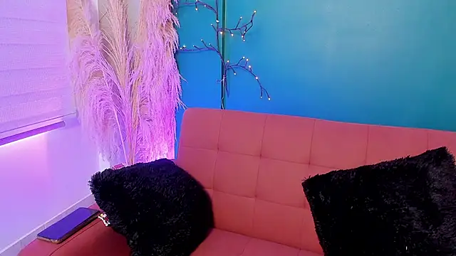 Snapshot of Scarlett_Raven_ chatting on 8, 2, 2026 Scarlett Raven online show from 8, 2, 2026