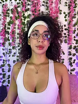 Woo isDaphne online show from 24, 2, 2026