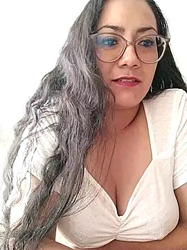 Salma-sweet online show from 12, 4, 2026