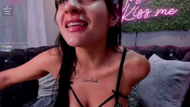 Snapshot of danielebeck chatting on 27, 2, 2026 danielebeck online show from 27, 2, 2026