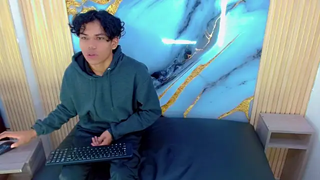 Snapshot of DaviidBuckx_ chatting on 1, 3, 2026 DaviidBuckx online show from 1, 3, 2026