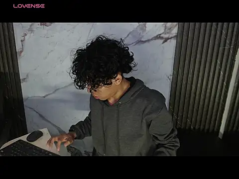 Snapshot of DaviidBuckx_ chatting on 22, 2, 2026 DaviidBuckx online show from 22, 2, 2026