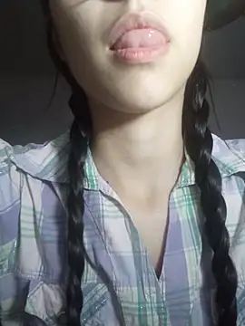 isaaabelaaa online show from 25, 3, 2026