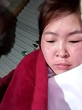 Snapshot of Yiyoongg chatting on 15, 2, 2026 Yiyoongg online show from 15, 2, 2026