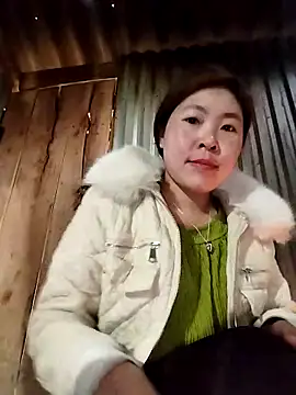 Snapshot of Yiyoongg chatting on 22, 2, 2026 Yiyoongg online show from 22, 2, 2026