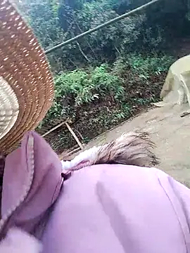 Yiyoongg online show from 19, 3, 2026