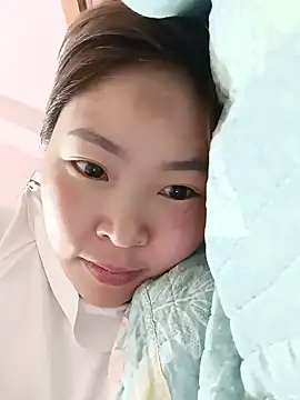 Yiyoongg online show from 20, 6, 2026