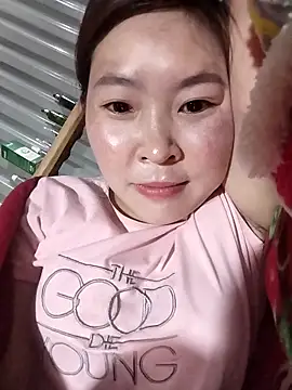 Snapshot of Yiyoongg chatting on 23, 2, 2026 Yiyoongg online show from 23, 2, 2026