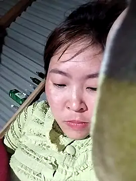 Snapshot of Yiyoongg chatting on 18, 2, 2026 Yiyoongg online show from 18, 2, 2026