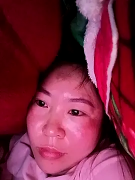 Snapshot of Yiyoongg chatting on 1, 3, 2026 Yiyoongg online show from 1, 3, 2026