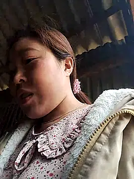 Yiyoongg online show from 23, 3, 2026