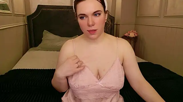 Teona Owenss online show from 11, 4, 2026