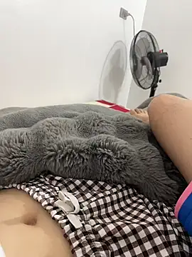 Snapshot of huyenzz chatting on 23, 2, 2026 huyenzz online show from 23, 2, 2026