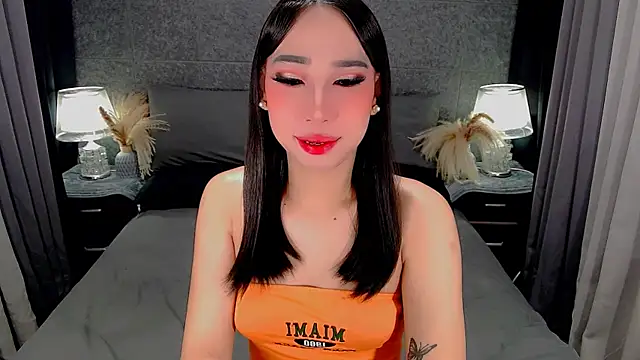 Snapshot of saphira_fucks chatting on 9, 2, 2026 saphira fucks online show from 9, 2, 2026