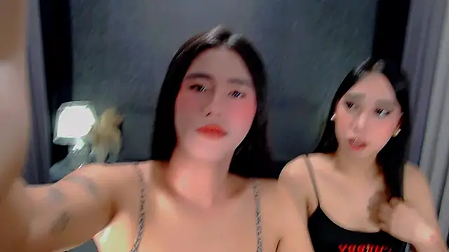 Snapshot of saphira_fucks chatting on 23, 2, 2026 saphira fucks online show from 23, 2, 2026