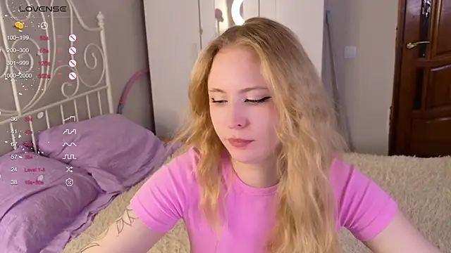 lilMelaniloveis online show from 23, 3, 2026