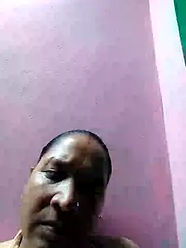 Snapshot of Loomaraj chatting on 12, 6, 2026 Loomaraj online show from 12, 6, 2026