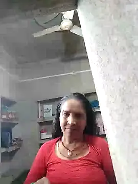 Snapshot of Loomaraj chatting on 17, 7, 2026 Loomaraj online show from 17, 7, 2026