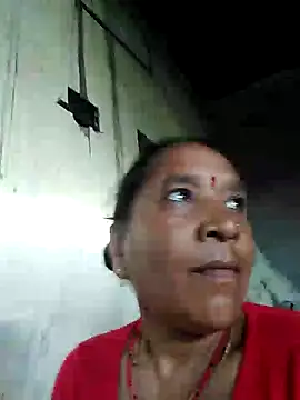 Snapshot of Loomaraj chatting on 13, 7, 2026 Loomaraj online show from 13, 7, 2026