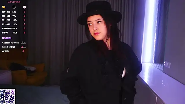 VerlieChahal online show from 8, 4, 2026