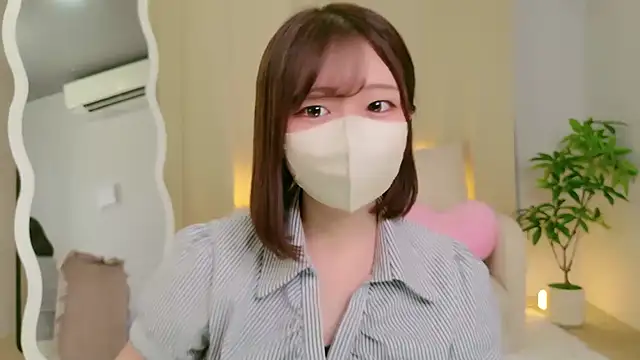Saki chanF online show from 6, 8, 2026