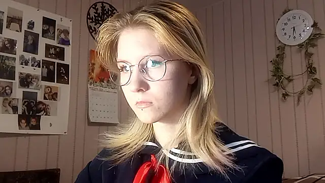 RunawayBr1de online show from 17, 2, 2026