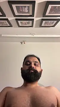 Snapshot of beerboy2222 chatting on 11, 4, 2026 beerboy2222 online show from 11, 4, 2026