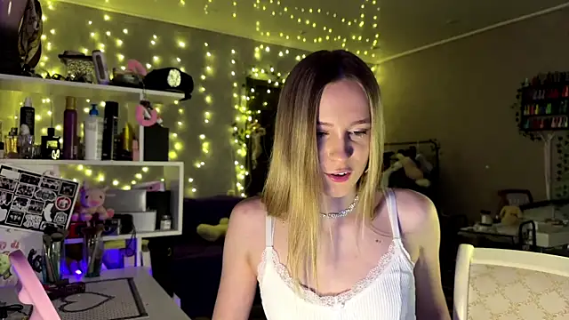 Snapshot of amily_sunray chatting on 22, 2, 2026 amily sunray online show from 22, 2, 2026