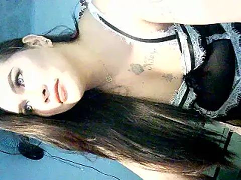 hollynicole online show from 23, 2, 2026