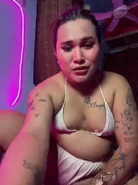 hollynicole online show from 14, 6, 2026