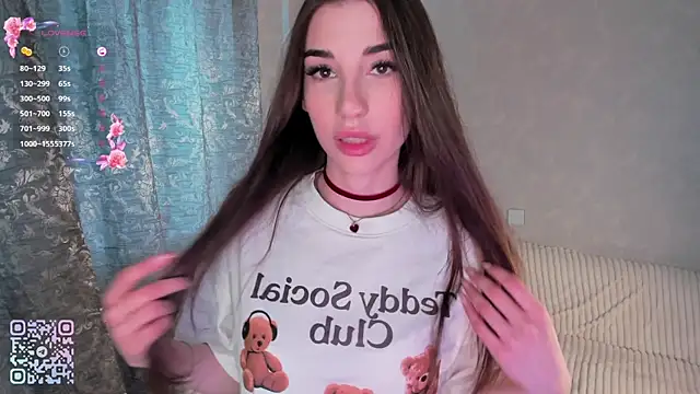 LaneLove1 online show from 28, 4, 2026