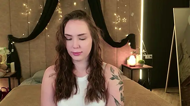 Arielle Vade online show from 19, 5, 2026