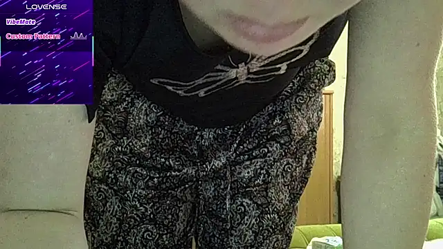 CurvyWild Lady30 online show from 19, 4, 2026