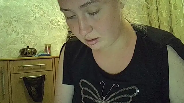 CurvyWild Lady30 online show from 30, 5, 2026