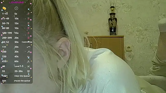 CurvyWild Lady30 online show from 6, 3, 2026