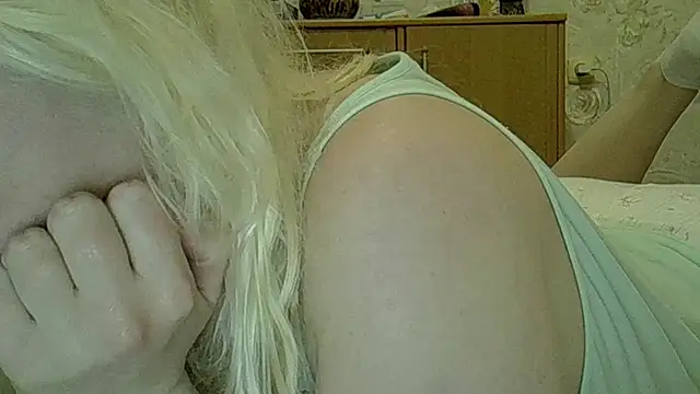 CurvyWild Lady30 online show from 8, 5, 2026