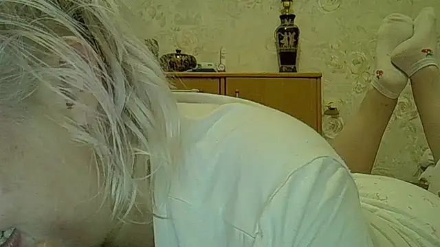 Snapshot of CurvyWild_Lady30 chatting on 5, 6, 2026 CurvyWild Lady30 online show from 5, 6, 2026
