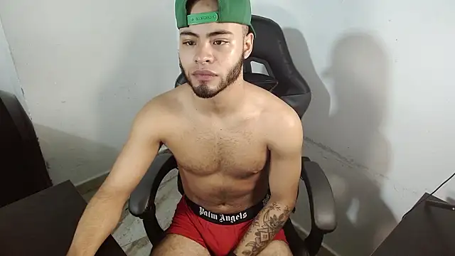 Xanderstone00 online show from 8, 2, 2026