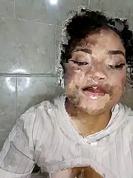 BrianaSweetxxx online show from 17, 3, 2026